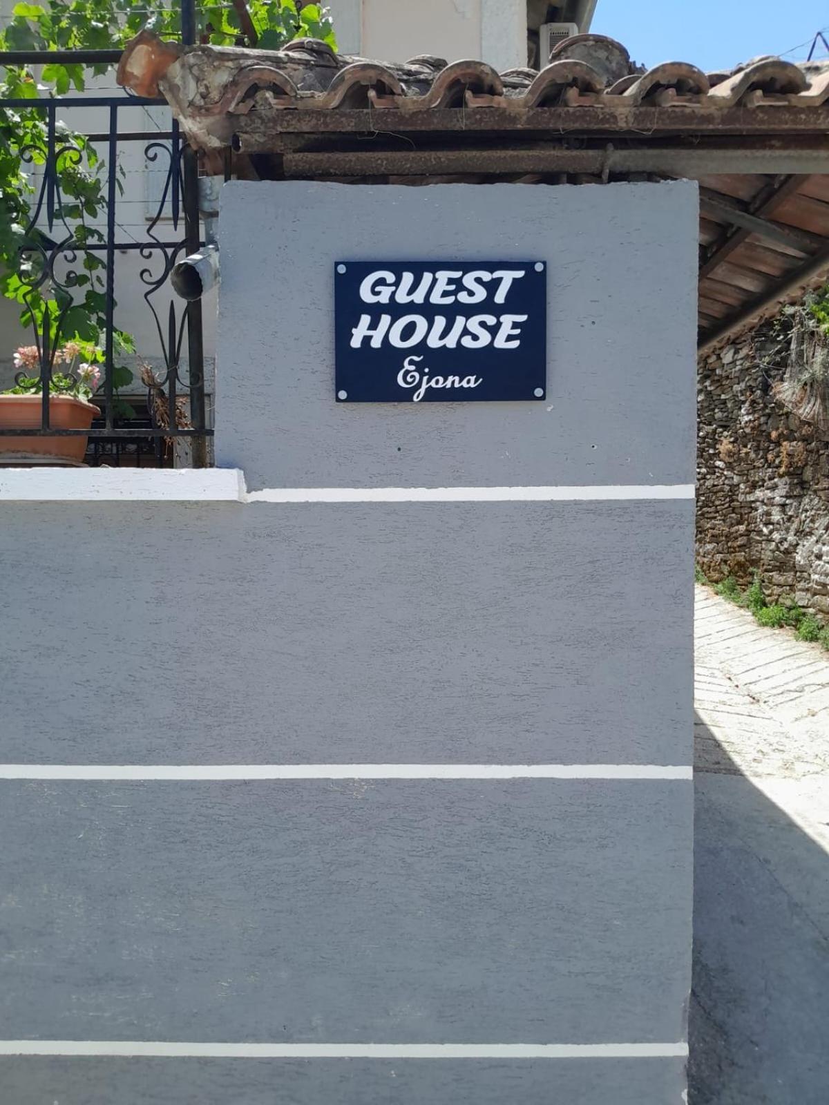 Guest House Ejona Gjirokastër Exteriér fotografie