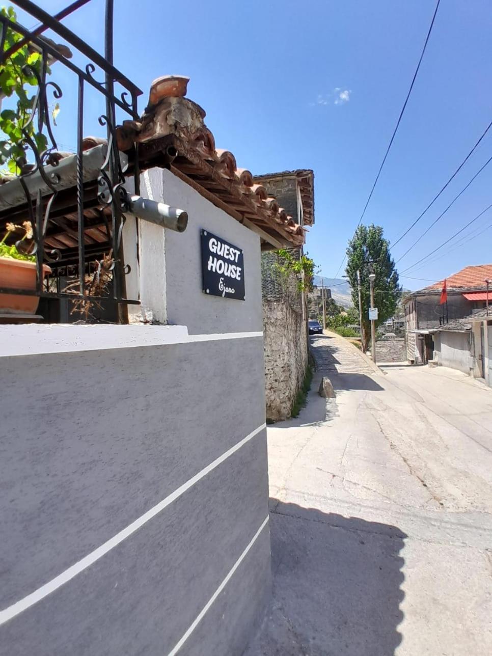 Guest House Ejona Gjirokastër Exteriér fotografie